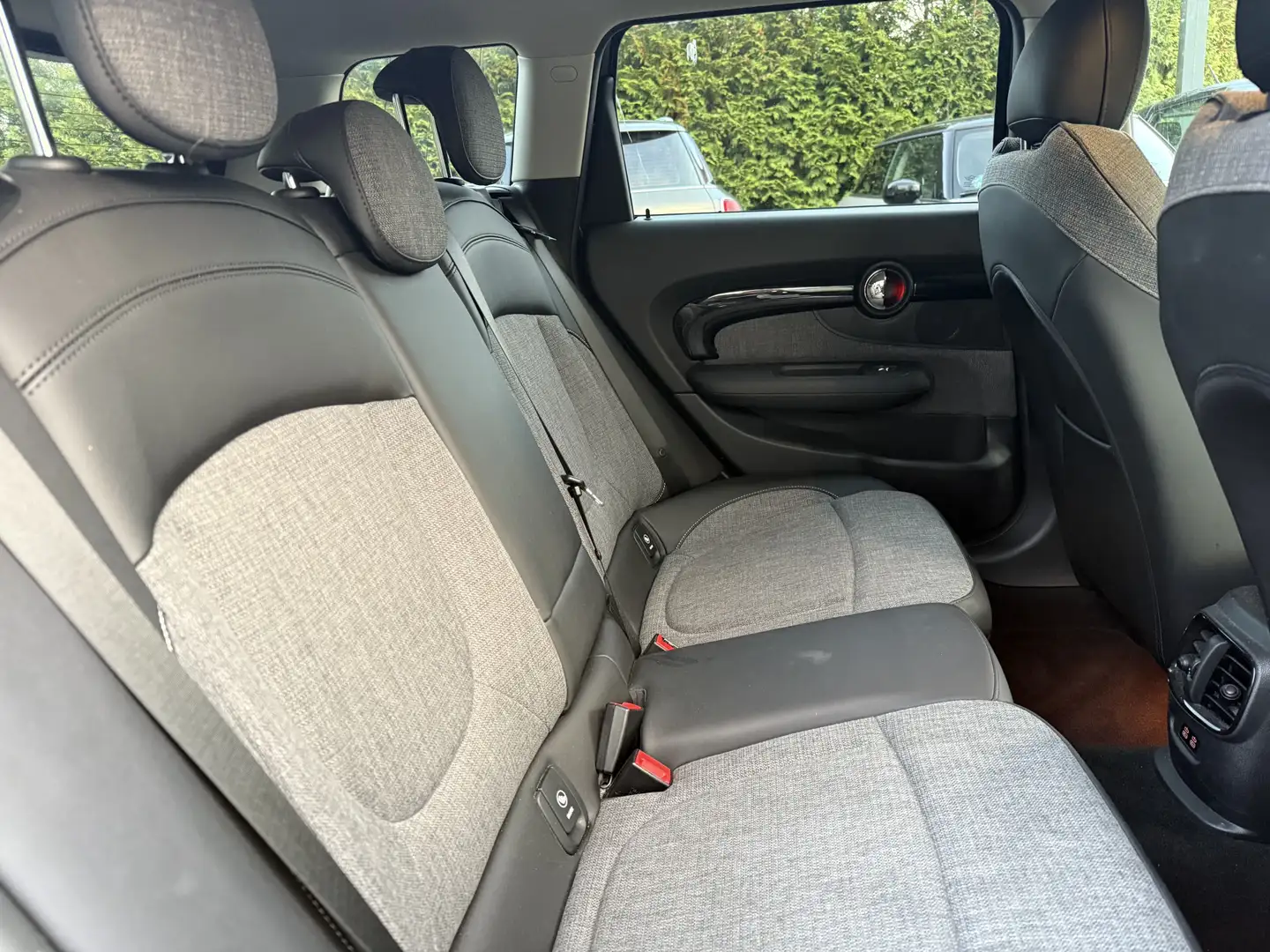 MINI Cooper Clubman Mini 1.5 136pk Aut., Camera | Navi & CarPlay | Cli Noir - 2