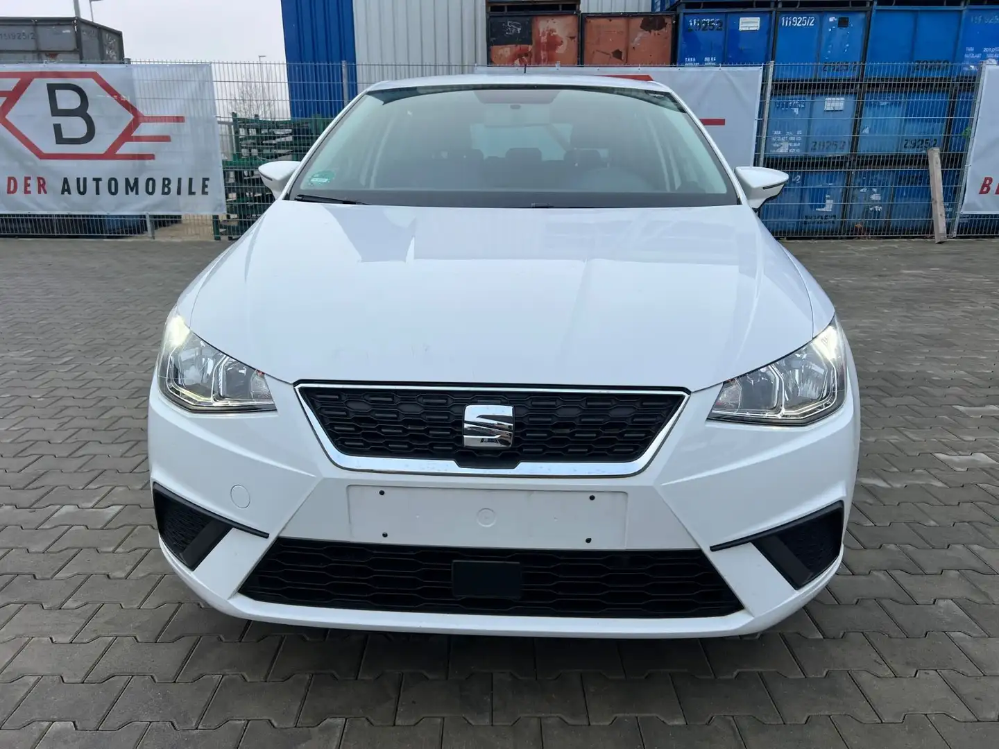 SEAT Ibiza Style HAGELSCHADEN Blanc - 2