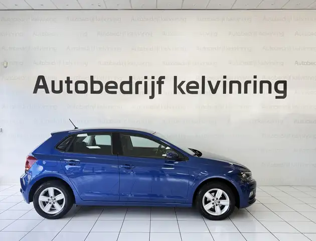 Volkswagen Polo view 5