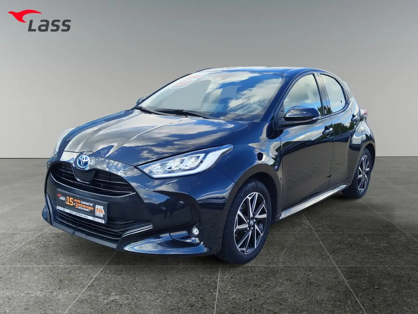 Toyota Yaris 1.5 D Team Deutschland ACC AUT Kam. KlimaA Noir - 2