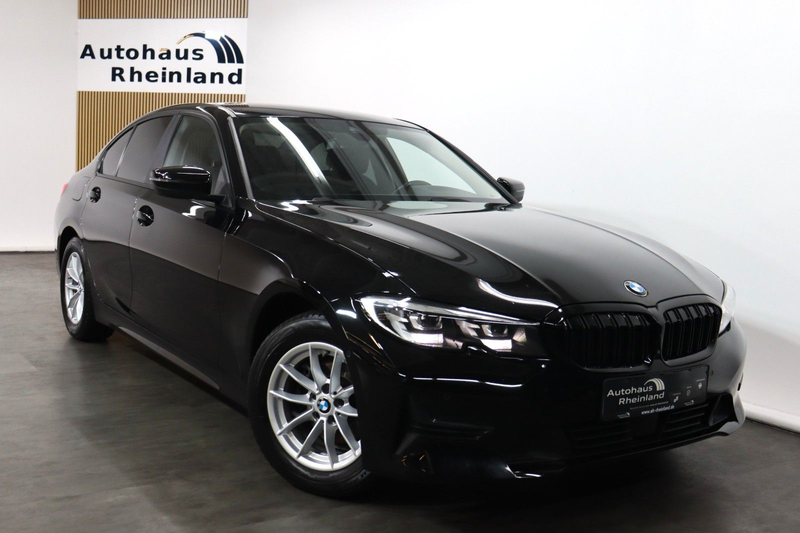 BMW 318 d Lim. Advantage *LIVE-COCKPIT*KAMERA*LED* — photo 2