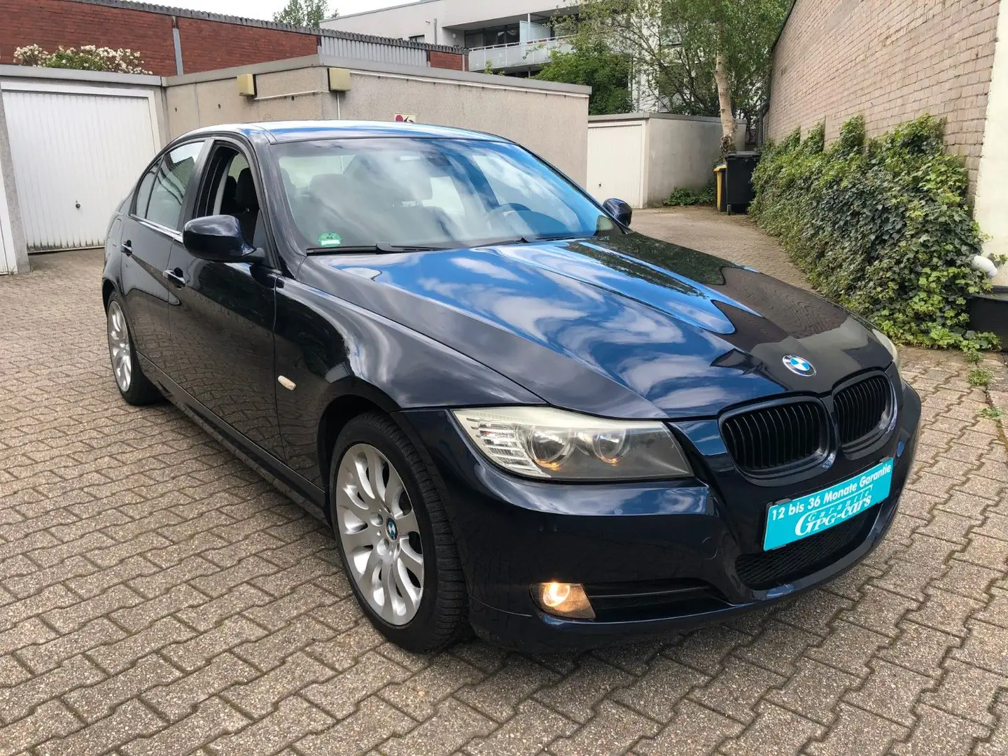 BMW 320 Baureihe 3 Lim. 320i AUT., *TEIL-LEDER, PDC* Blau - 1