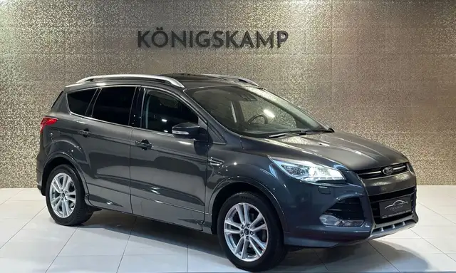 Ford Kuga Individual * KAMERA * PANO * SERVICE NEU *