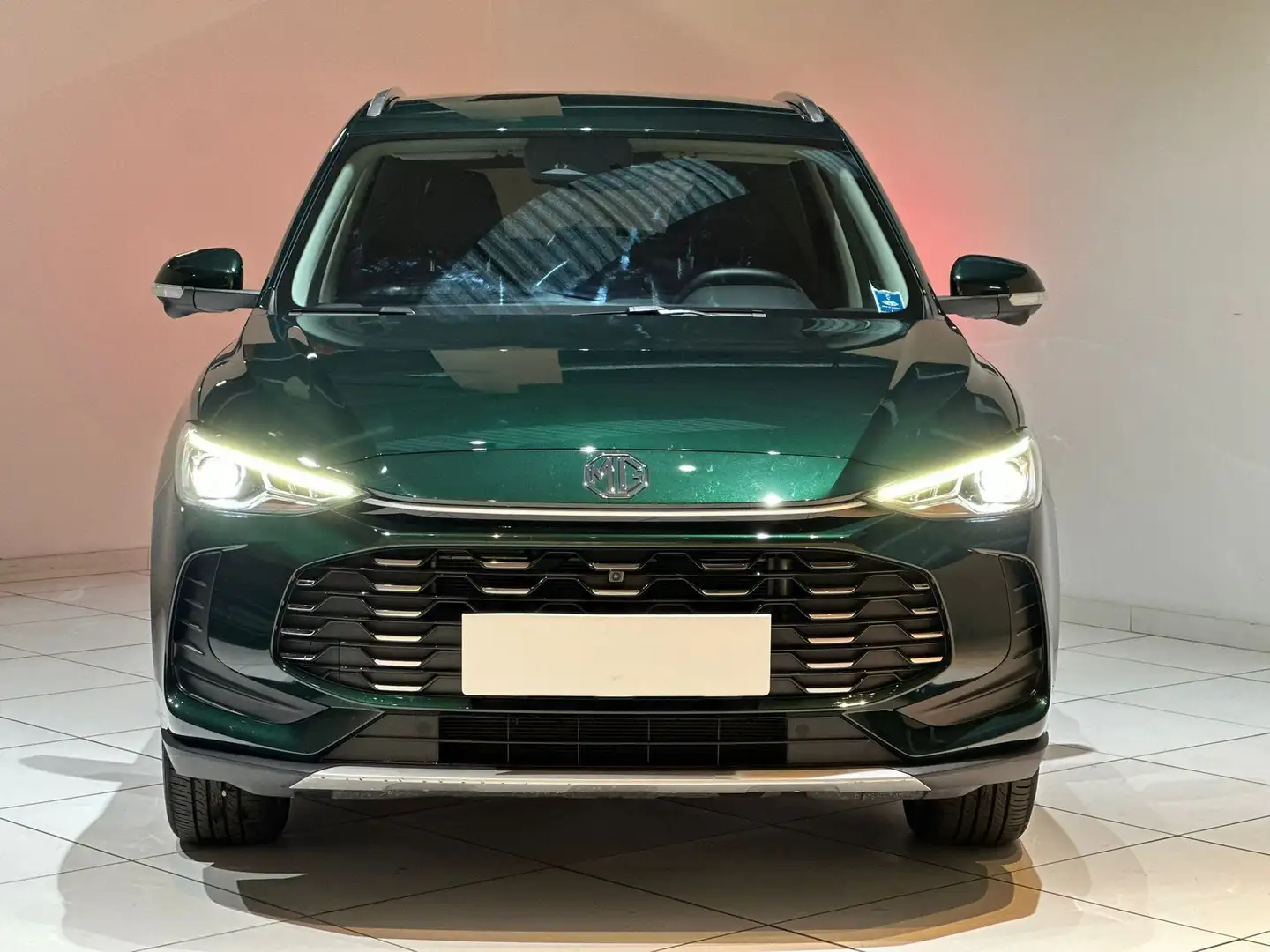 MG ZS ZS 1.5 Hybrid+ Luxury Vert - 2