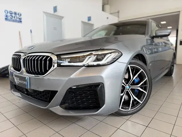 BMW 540 i 48V xDrive Touring Msport //TETTO//LED//LUCI AMB