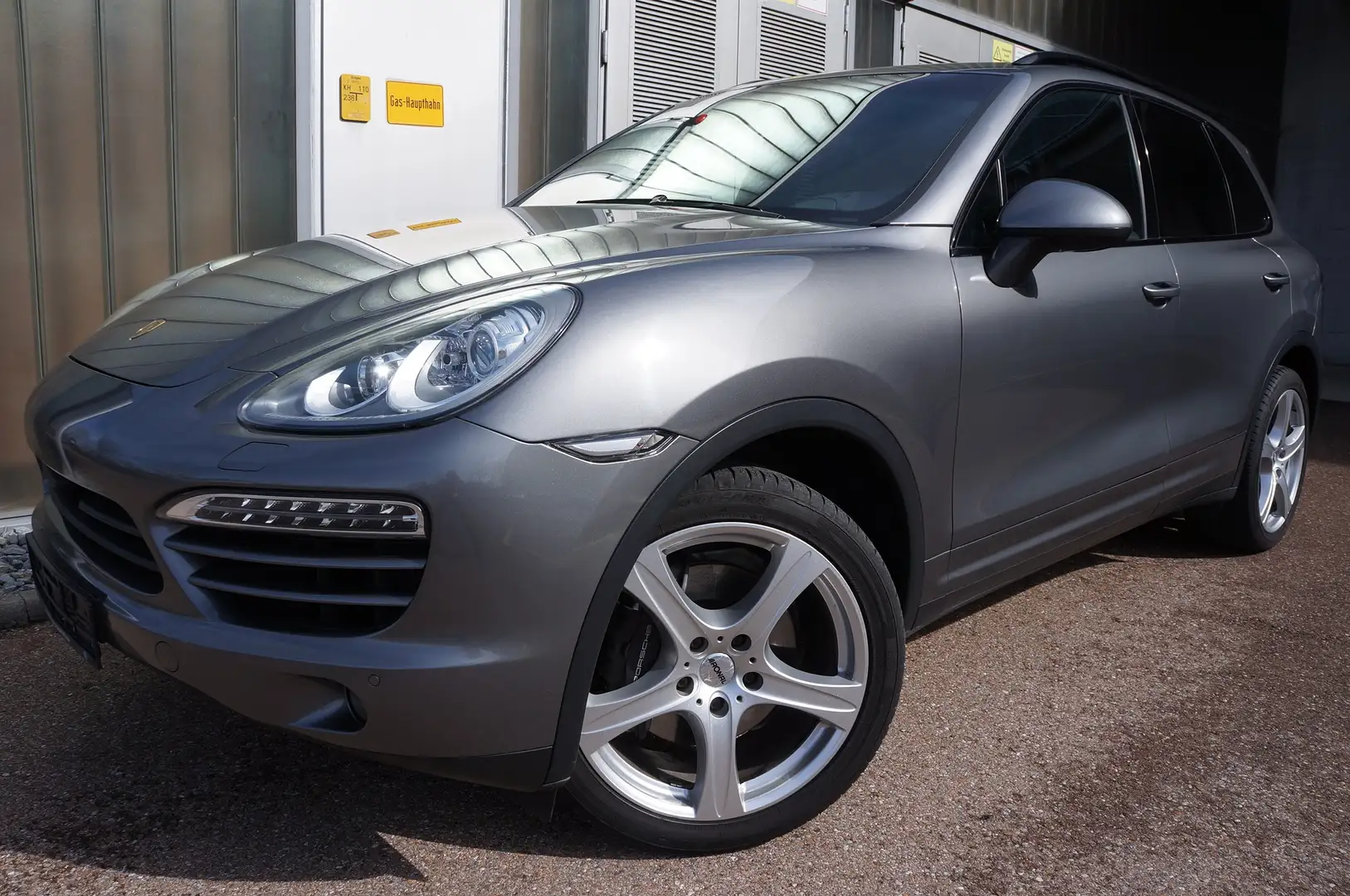 Porsche Cayenne SPORT**LUFT**ACC=PAN=SPUR=TOT=AHK=14WEGE=20 Grau - 1