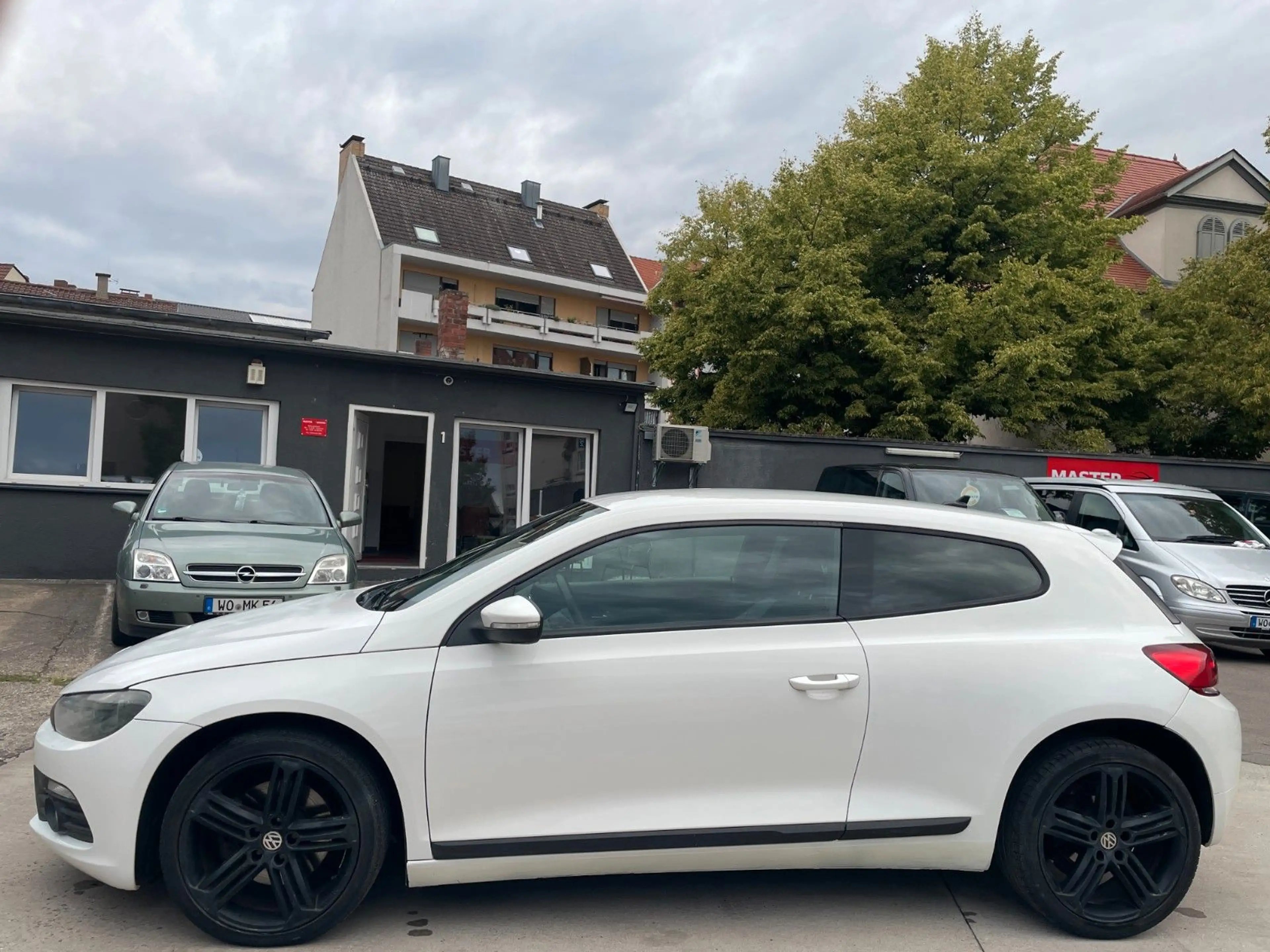 Volkswagen Scirocco 2.0 TSI 147 kW — photo 9