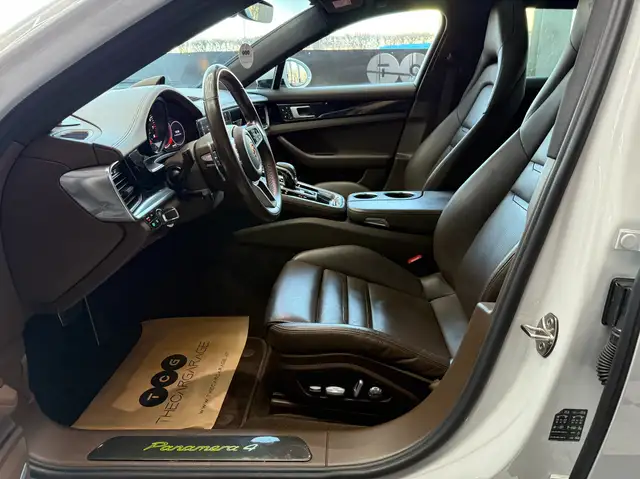 Porsche Panamera 4 E-Hybrid Ansicht 4