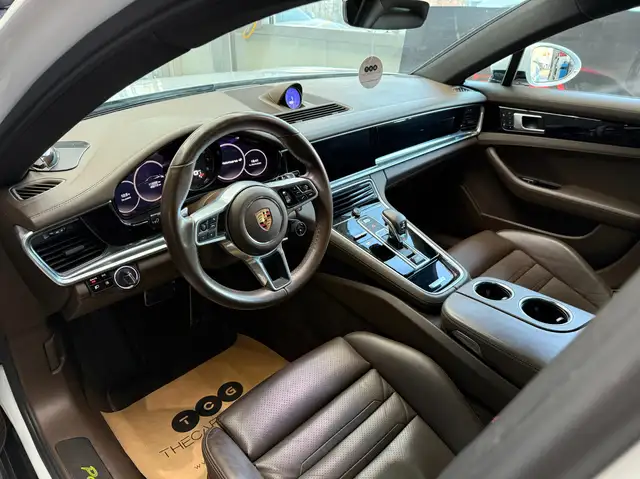 Porsche Panamera 4 E-Hybrid Ansicht 18