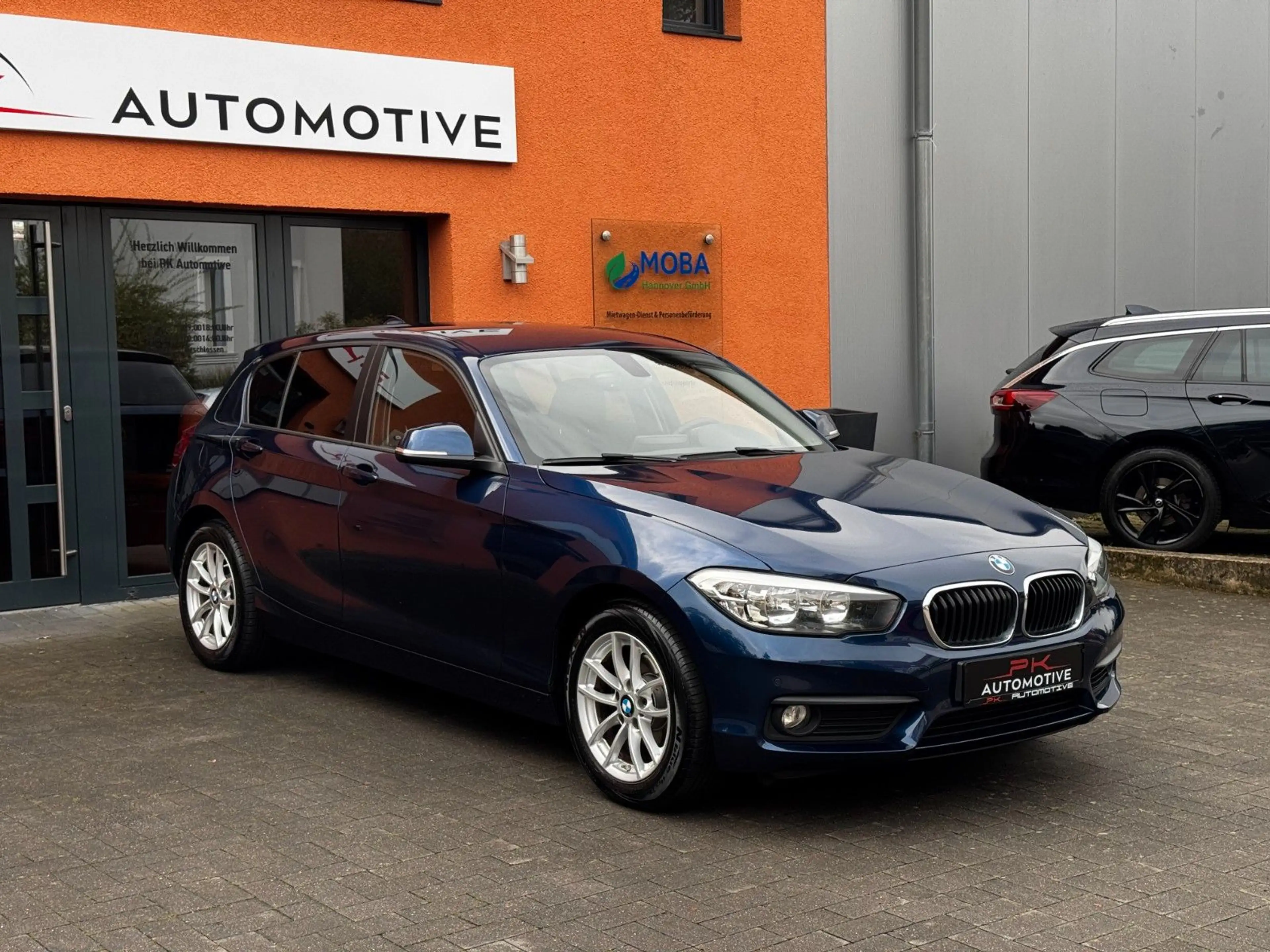 BMW 116 d Advantage AUTOMATIK*LED*HIFI*ALU*TÜV*SHZ — photo 2