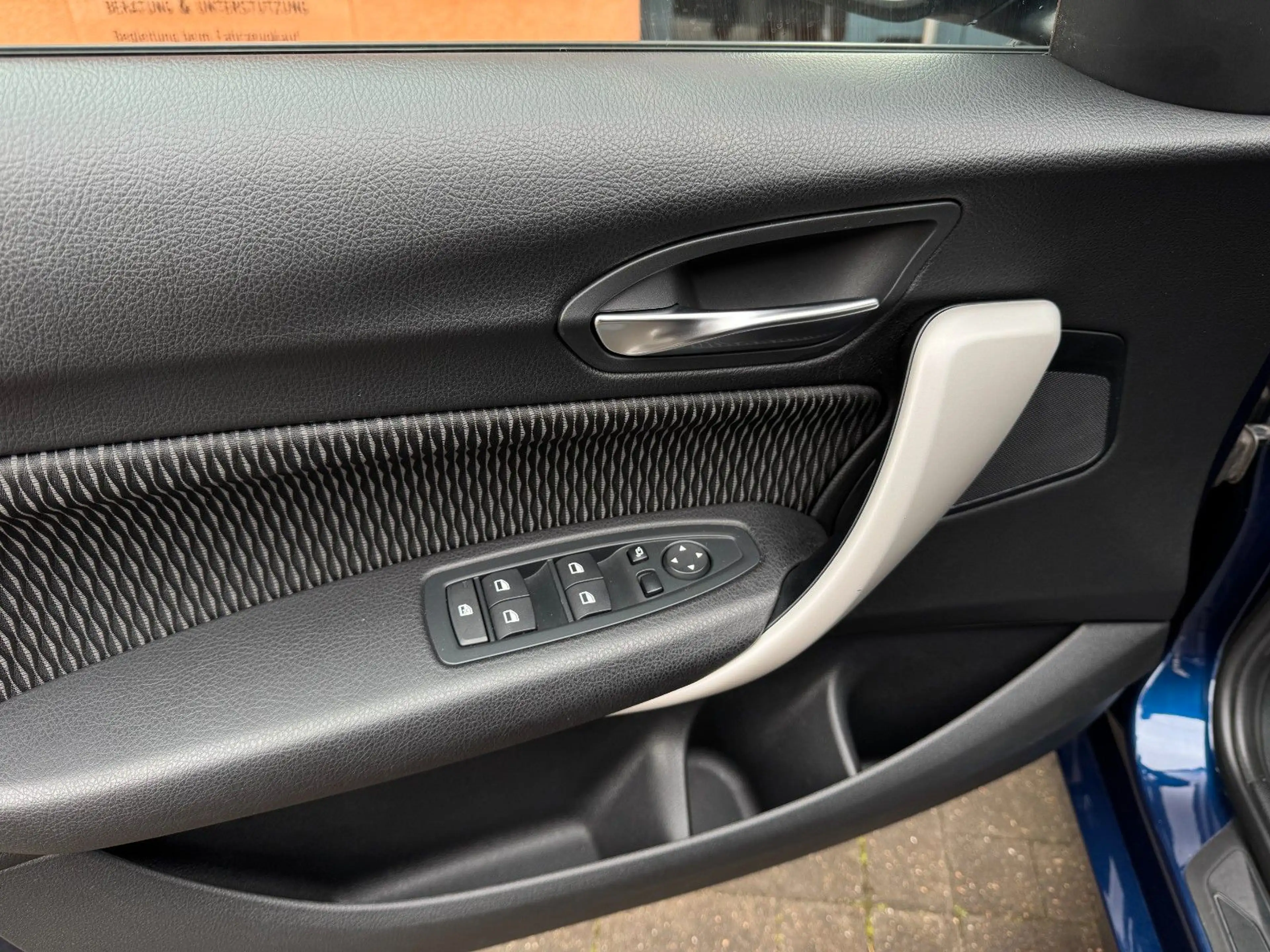 BMW 116 d Advantage AUTOMATIK*LED*HIFI*ALU*TÜV*SHZ — photo 12