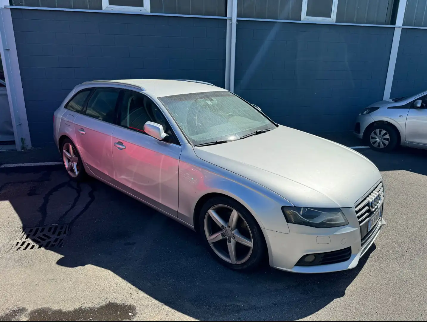 Audi A4 Avant 2.0 tdi fap - 1
