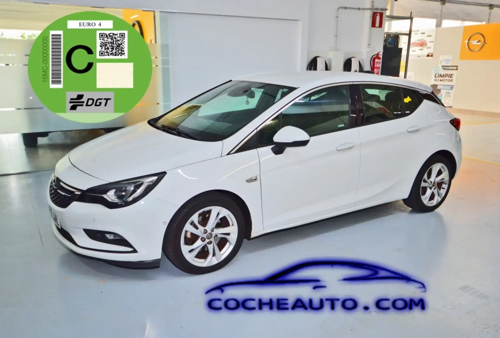 Opel Astra 1.6CDTi S/S Dynamic 136 Blanc - 1
