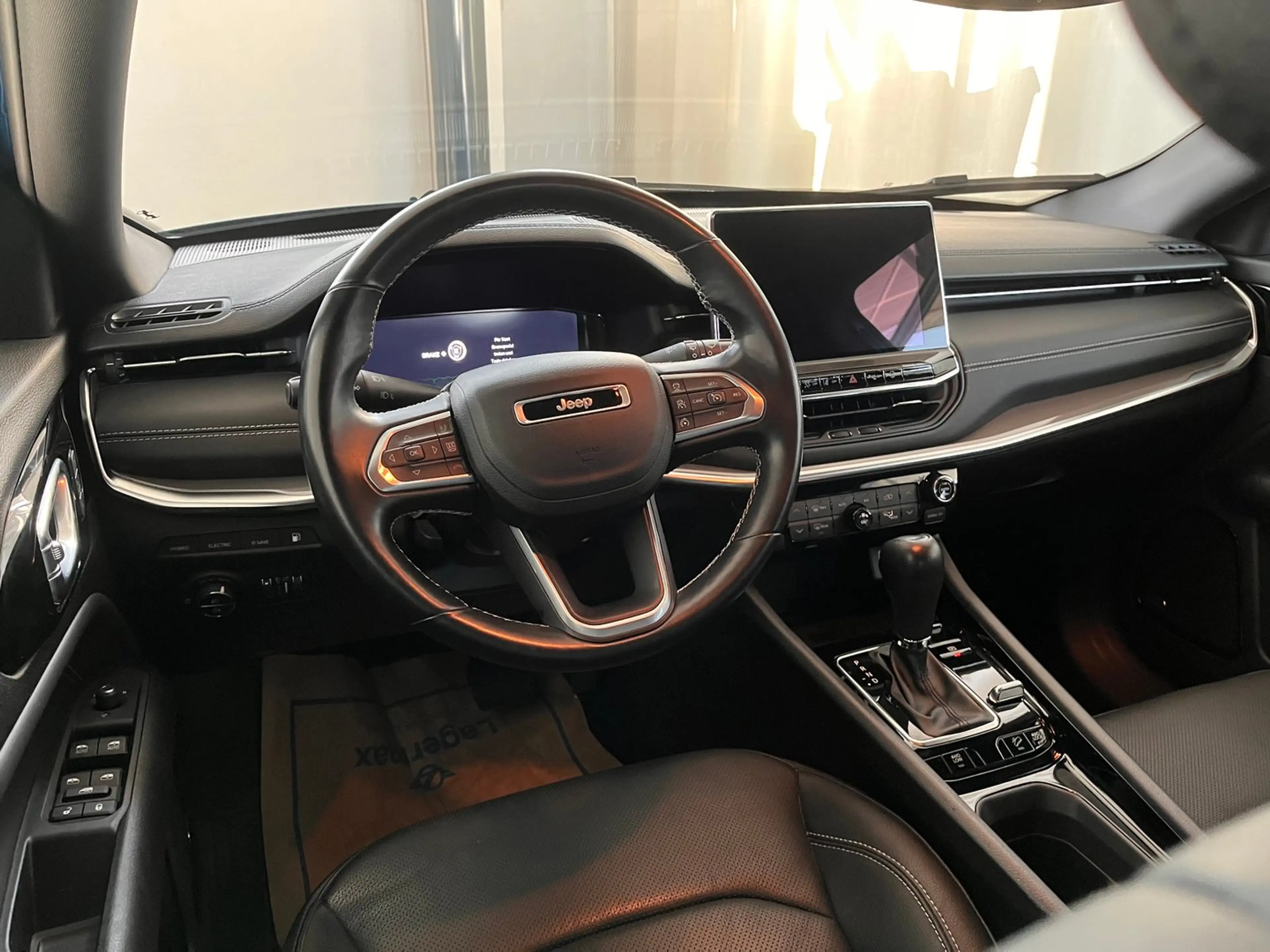 Jeep Compass 1.3 PHEV S AT 4xe — photo 12
