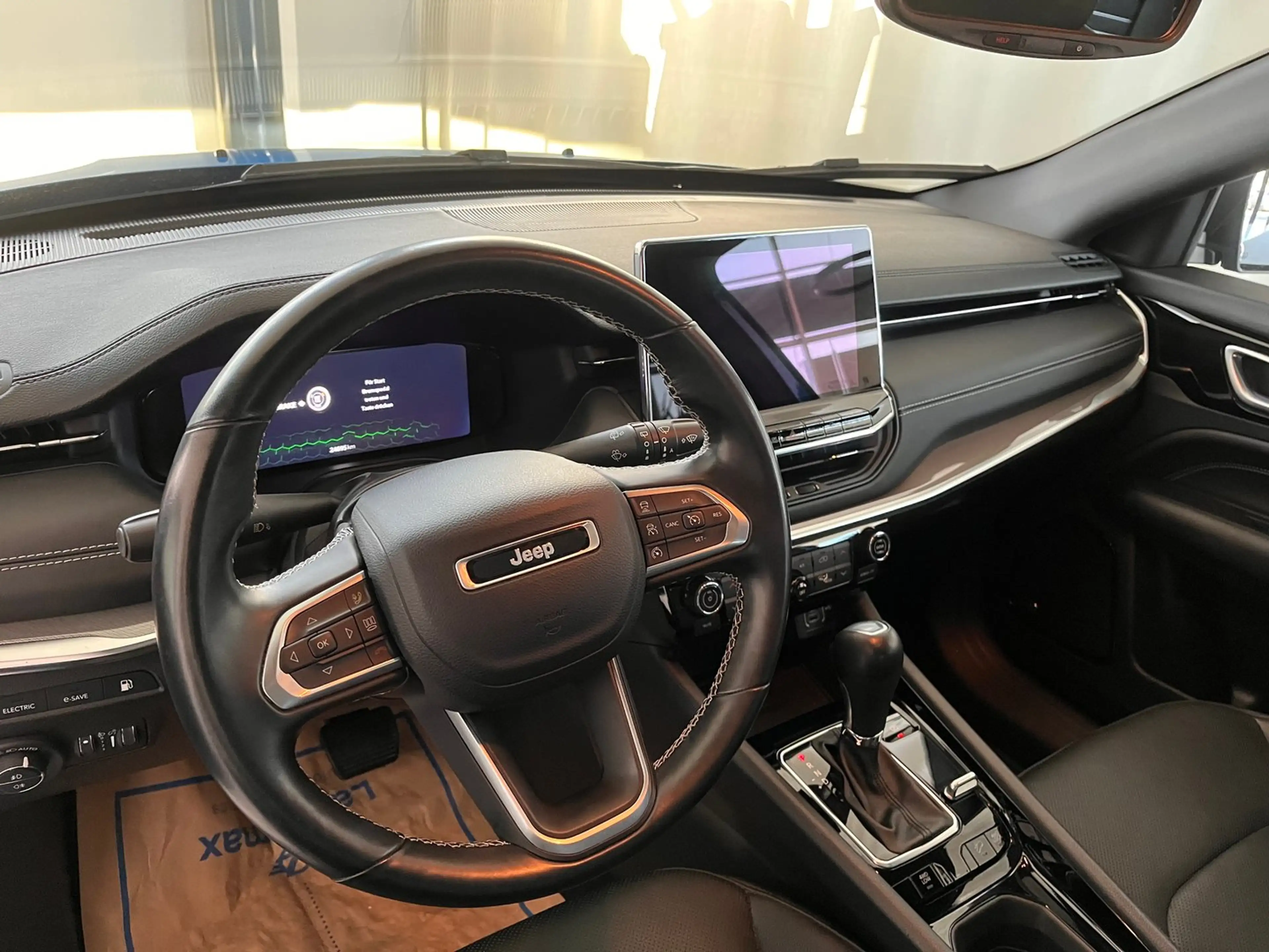 Jeep Compass 1.3 PHEV S AT 4xe — photo 9
