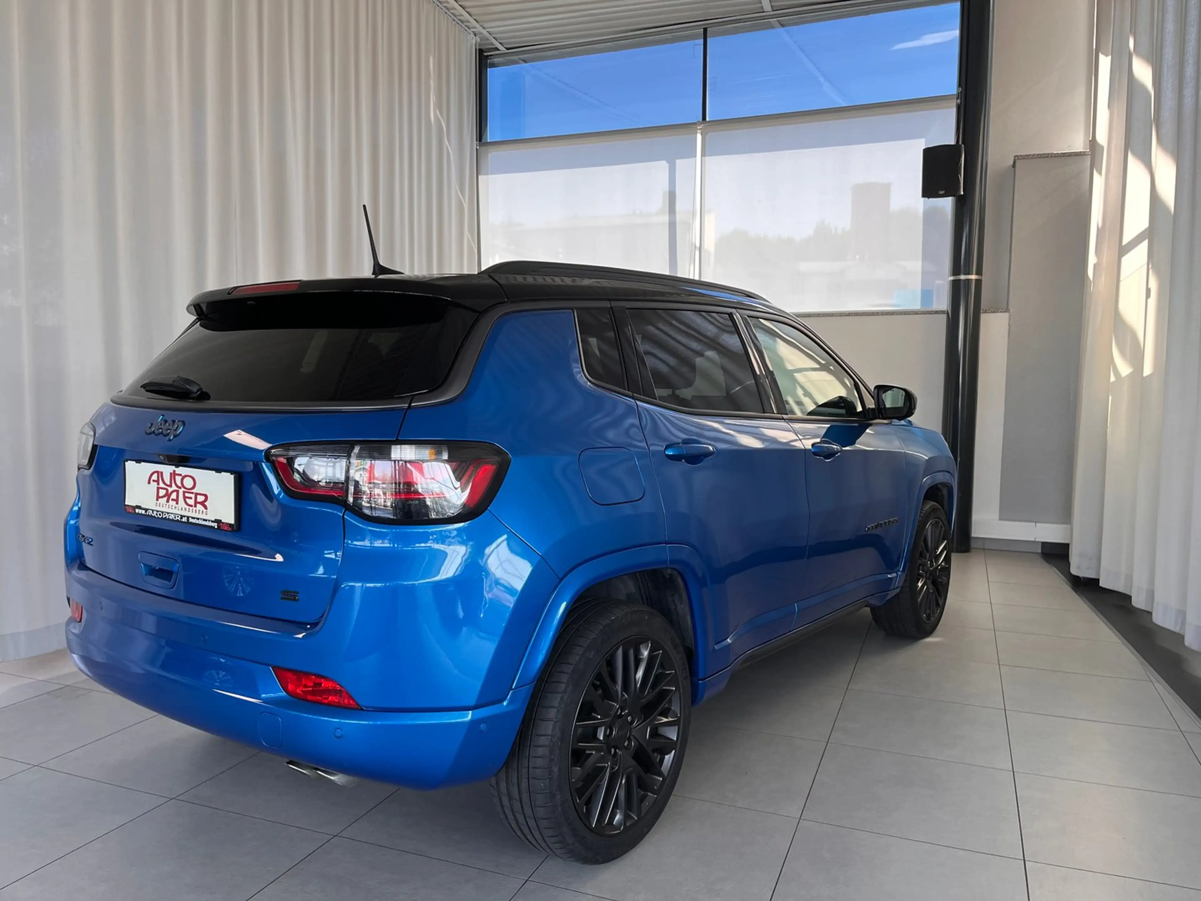 Jeep Compass 1.3 PHEV S AT 4xe — photo 5