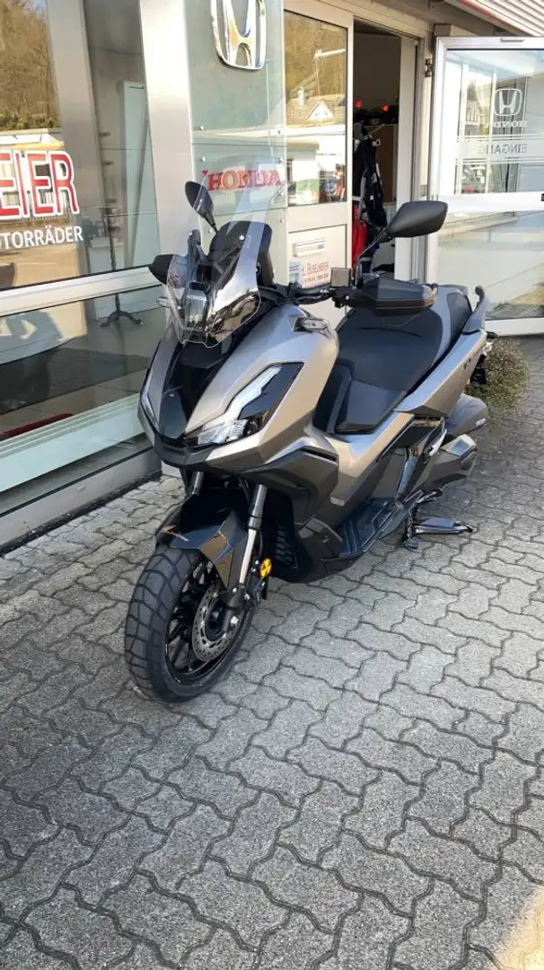 Honda ADV 350 - 2025 - zum Probefahren Silber - 2