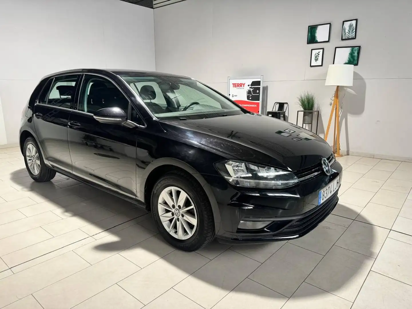 Volkswagen Golf 1.0 TSI Edition 85kW Noir - 1