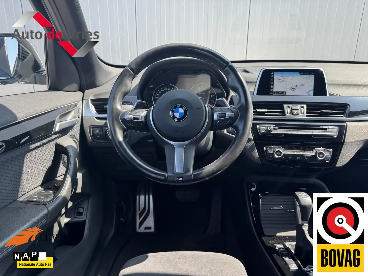BMW X1 xDrive20i Executive M-Sport|Trekhaak|NL-Auto Wit - 2