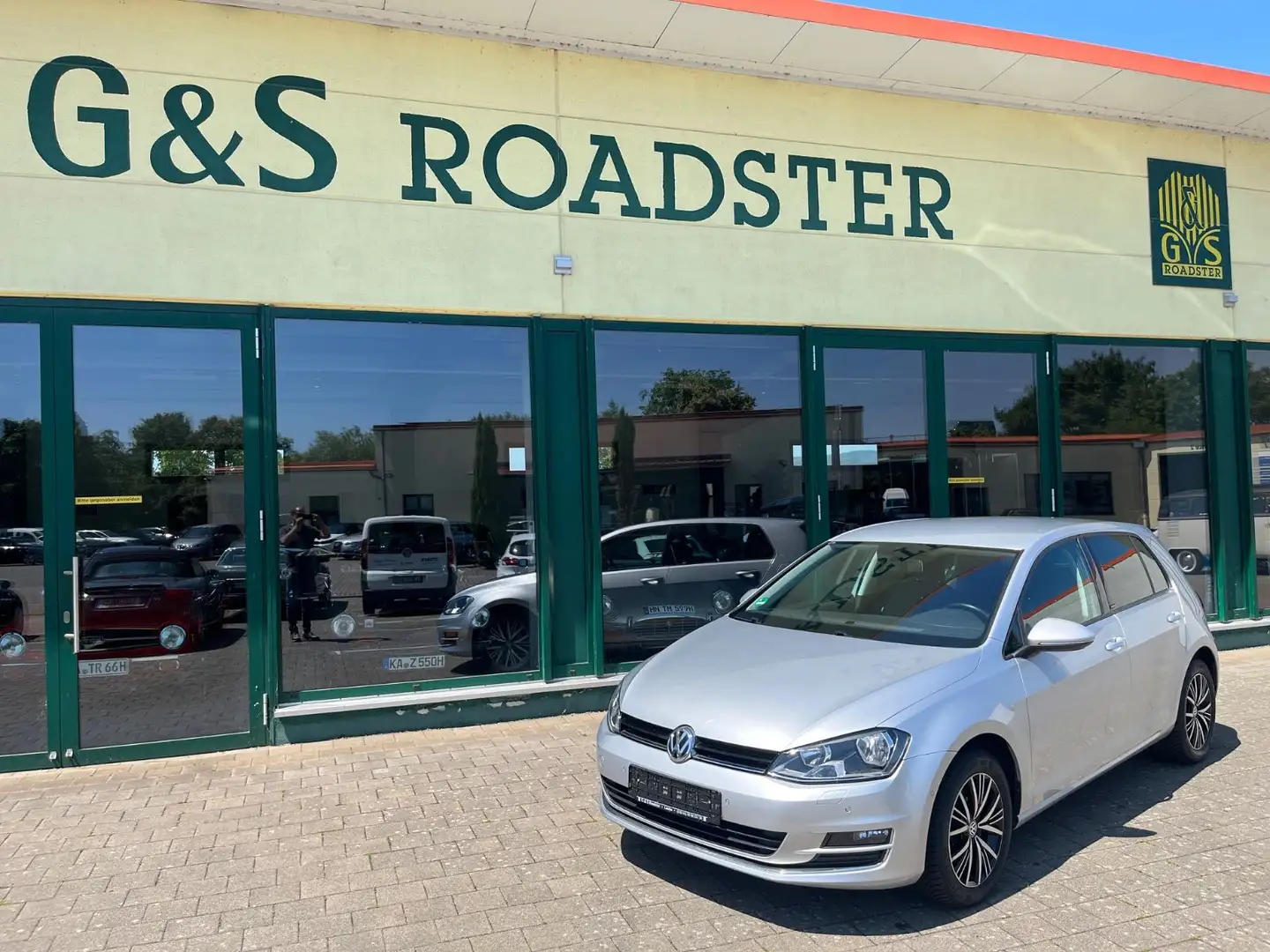 Volkswagen Golf 1.2 TSI BMT ALLSTAR Klima Sitzheizung Argent - 1