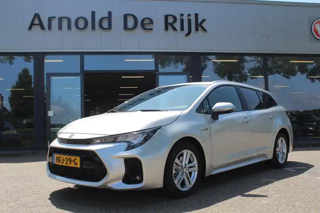 Suzuki Swace 1.8 Hybrid Select ( Toyota Corolla )