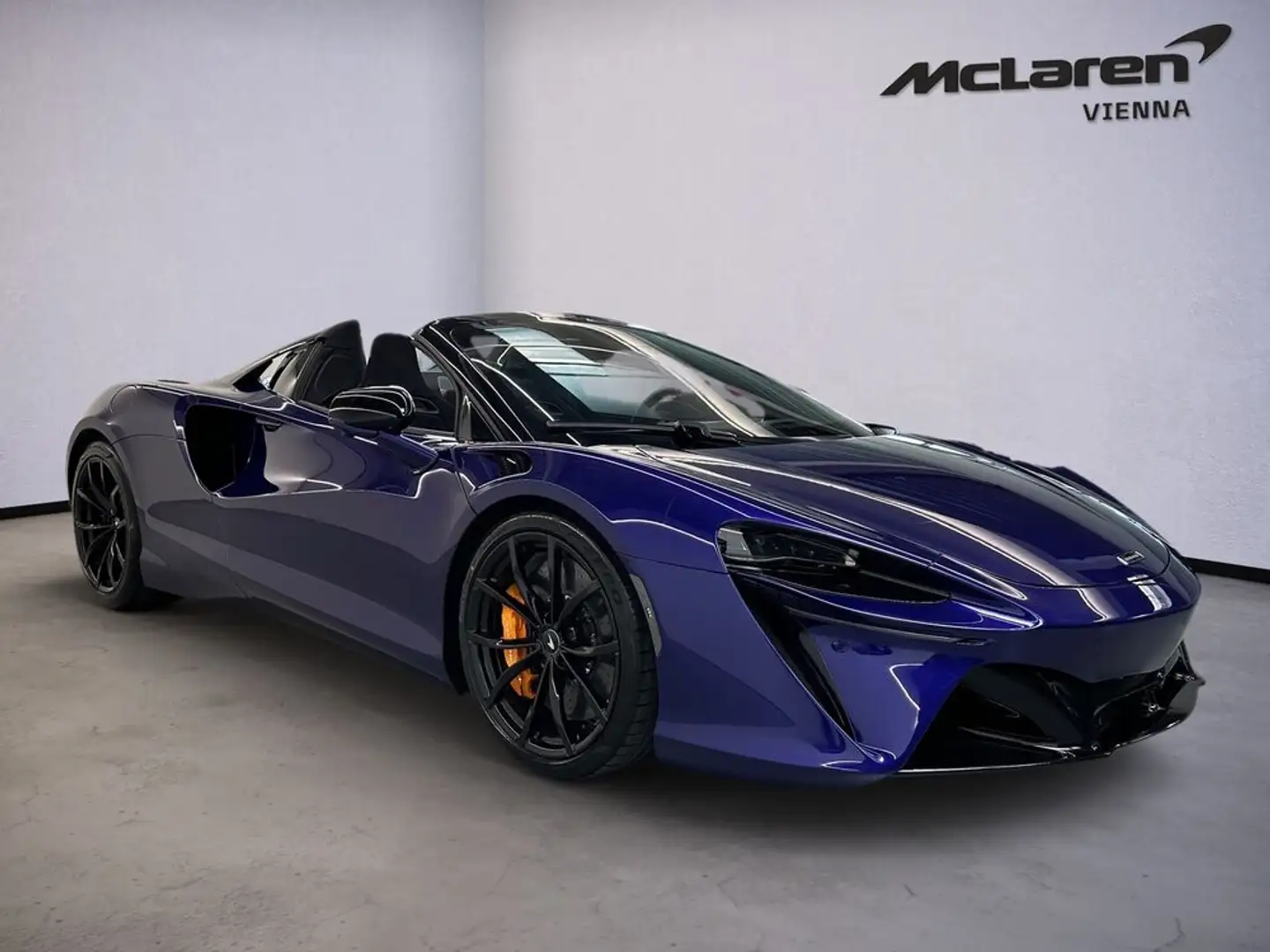 McLaren Artura Artura Spider / MSO Lantana / BLISS / B&W Burdeos - 2
