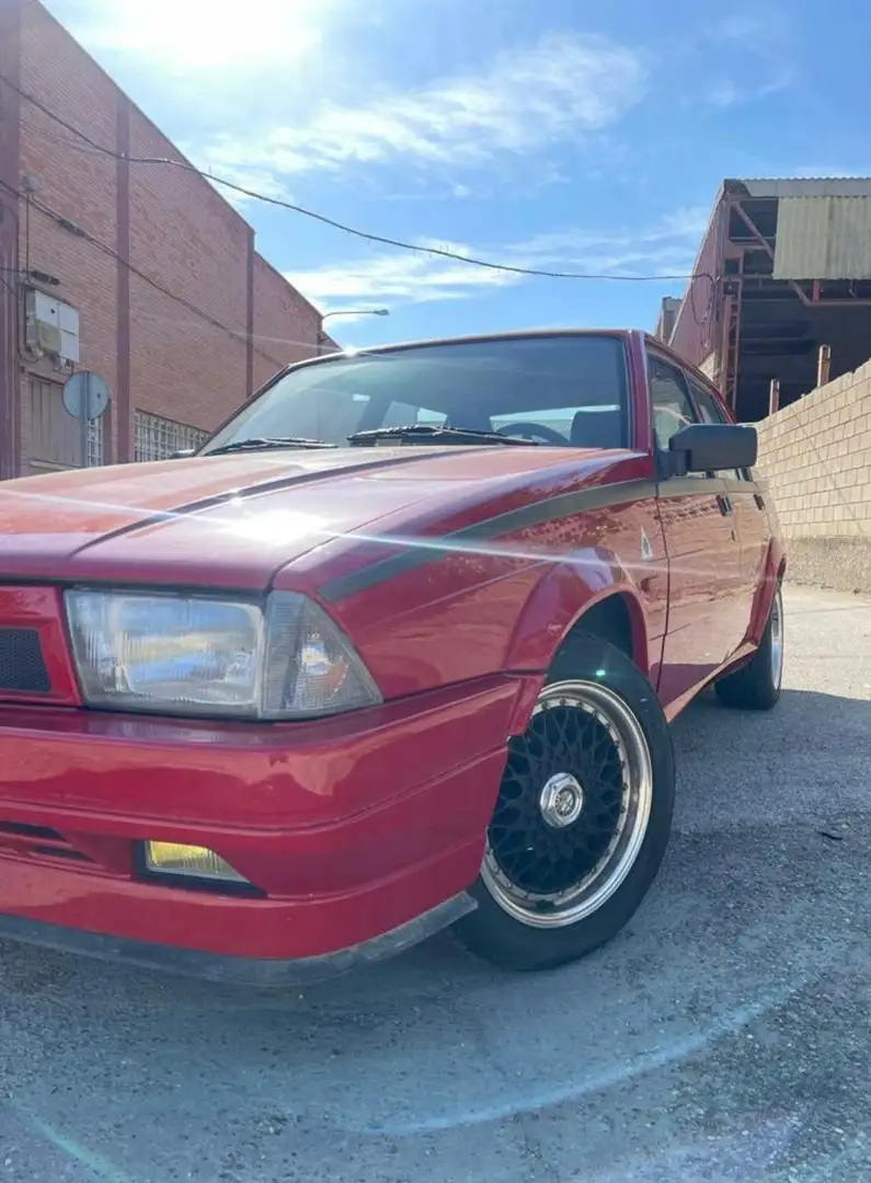 Alfa Romeo 75 75 1.8 Czerwony - 2