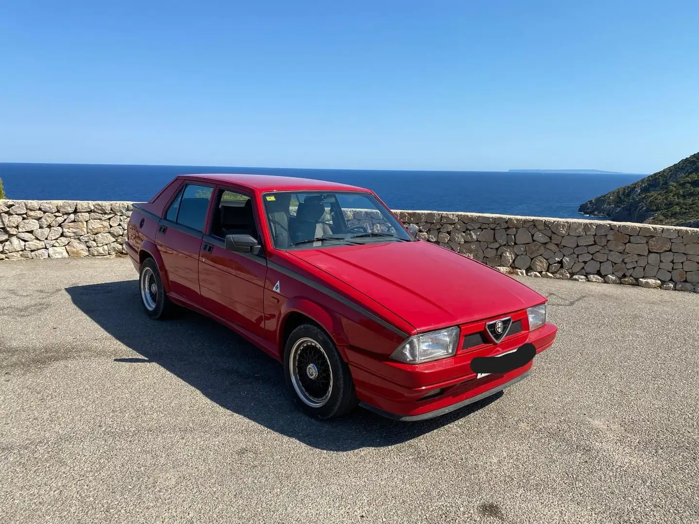 Alfa Romeo 75 75 1.8 Czerwony - 1