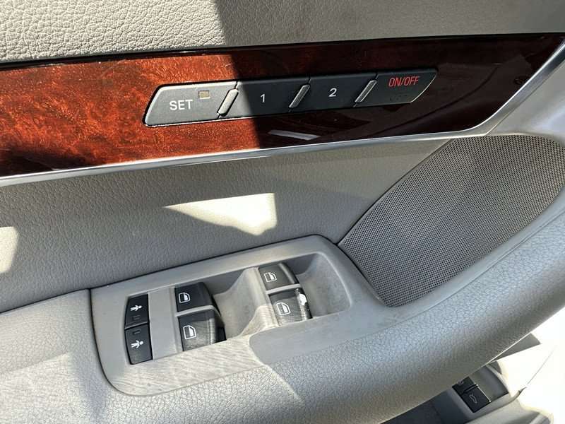 2007 Audi A6 3.2L Premium/Convenience Package LOW KM thumb 15