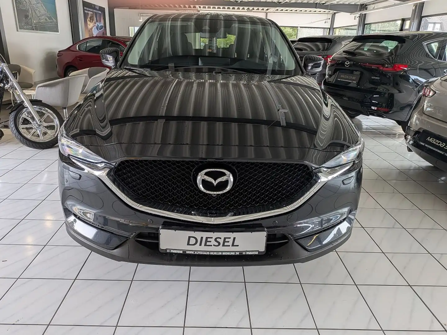 Mazda CX-5 SKYACTIV-D 150 ADVANTAGE Чёрный - 2
