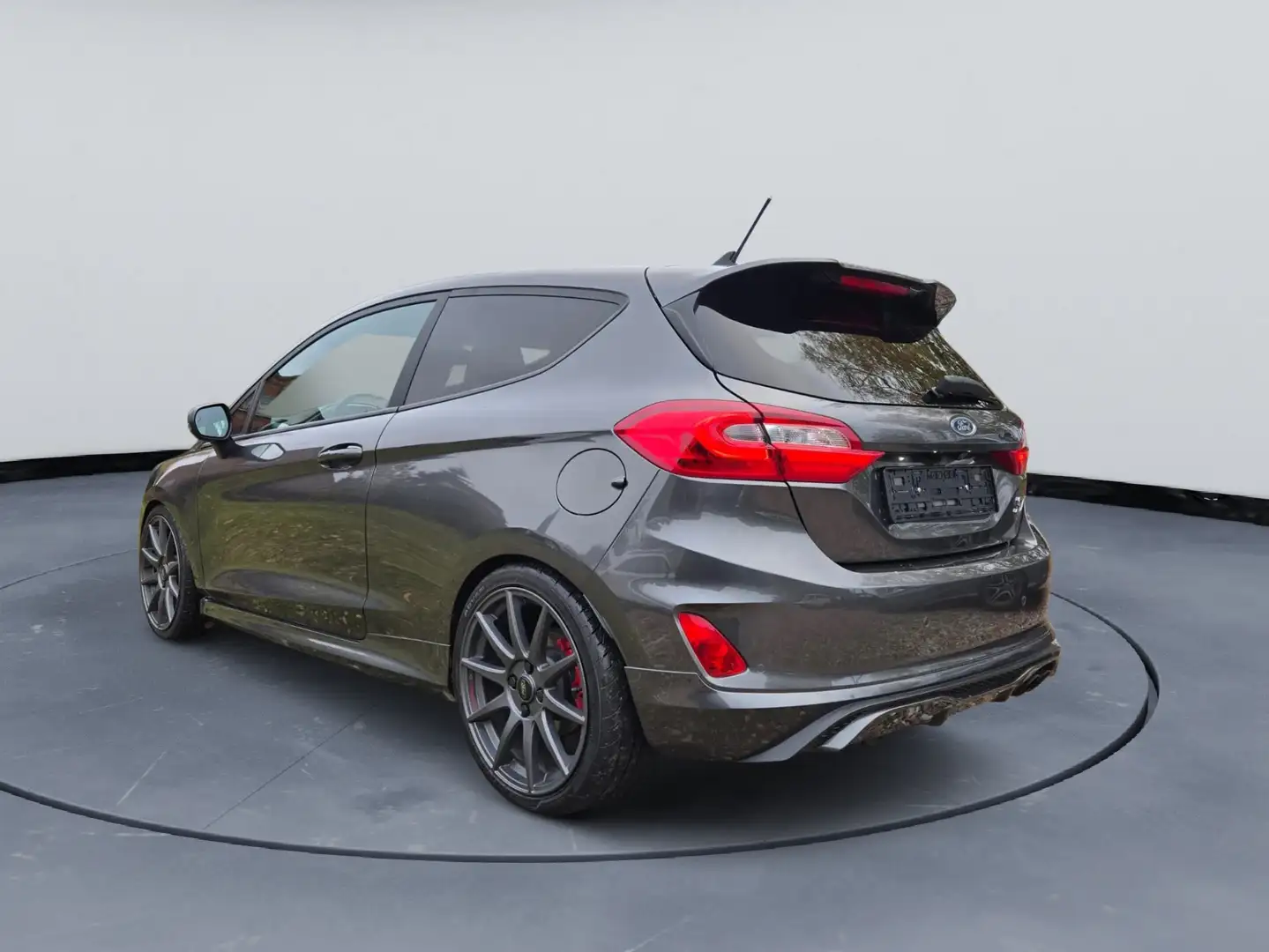 Ford Fiesta 1.5 EcoBoost ST-3 Performance velgen Navi Bang & o Grijs - 2