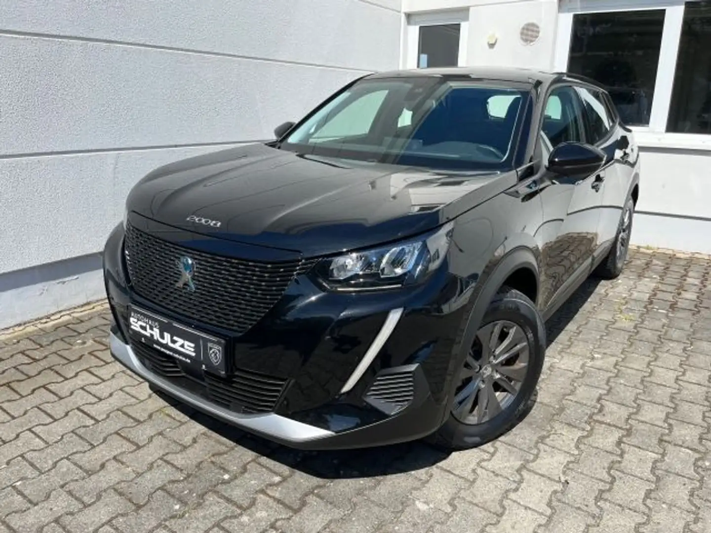 Peugeot 2008 Elektro Active Pack Schwarz - 1