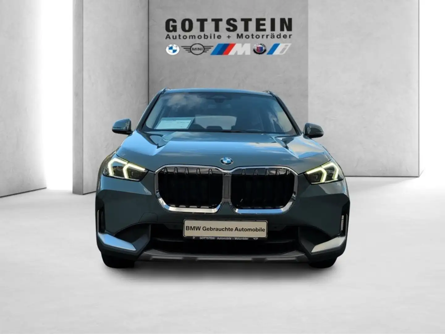 BMW X1 sDrive18i Aut. Grün - 1