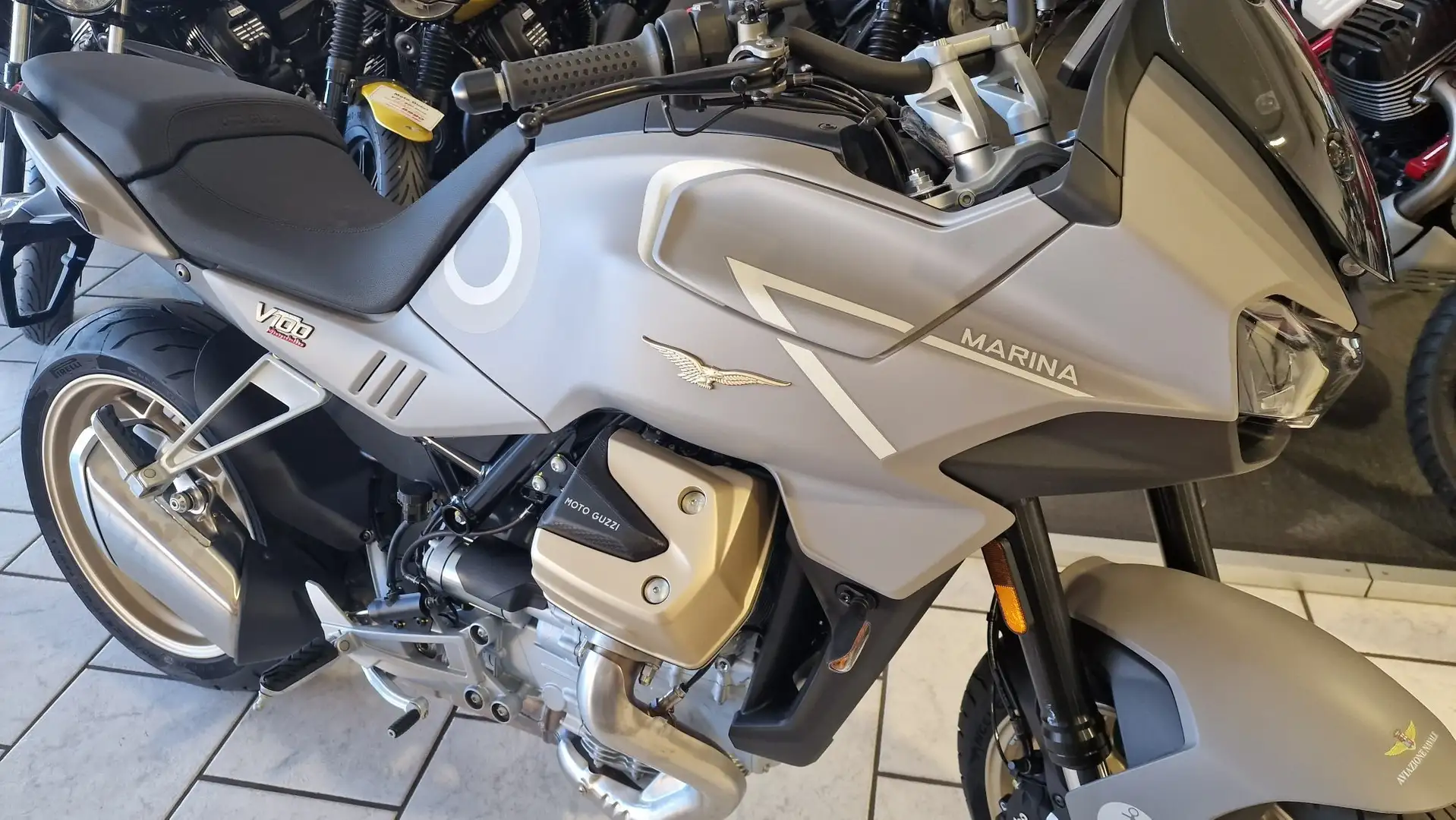 Moto Guzzi V 1000 AVIAZIONE NAVALE Gris - 2