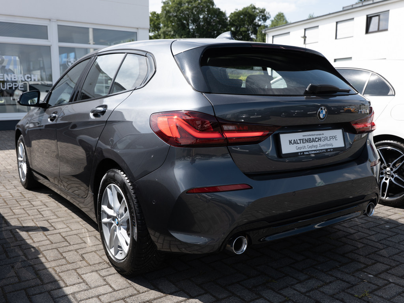BMW 118 d Sport Line PANO HUD LED W-LAN NAVI SHZ — photo 7
