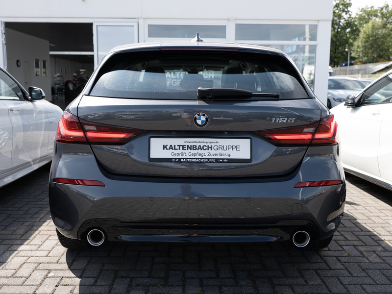 BMW 118 d Sport Line PANO HUD LED W-LAN NAVI SHZ — photo 6