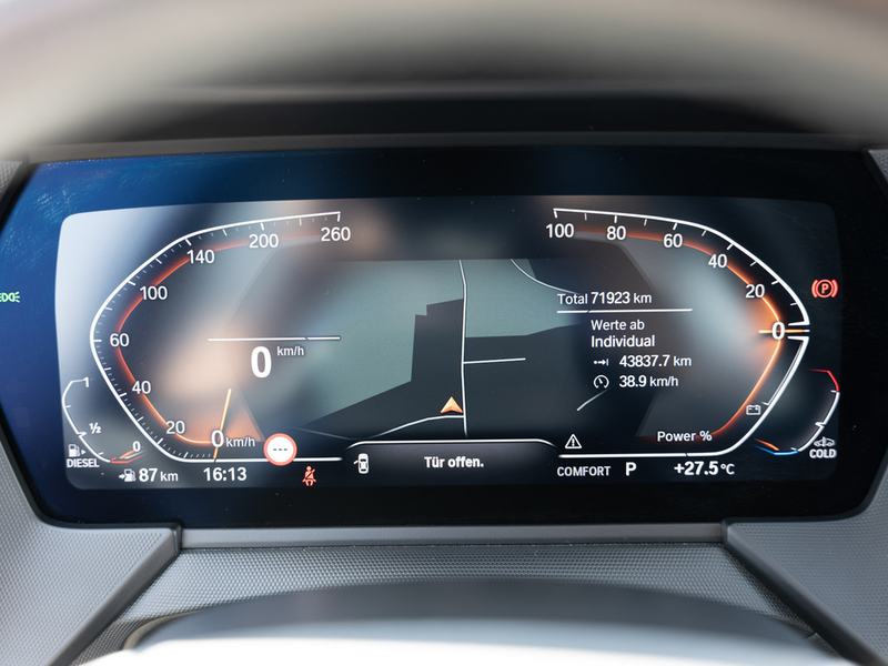 BMW 118 d Sport Line PANO HUD LED W-LAN NAVI SHZ — photo 13