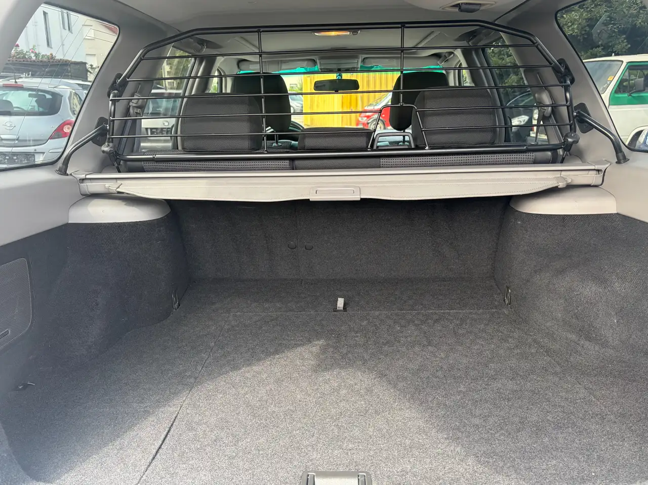 Subaru Forester 2.0 X Comfort 4x4 | 158 ch | BVA | Toit panoramique | Sièges chauffants | Climatisation automatique | Barres de toit