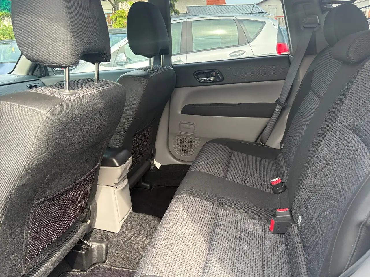 Subaru Forester 2.0 X Comfort 4x4 | 158 ch | BVA | Toit panoramique | Sièges chauffants | Climatisation automatique | Barres de toit