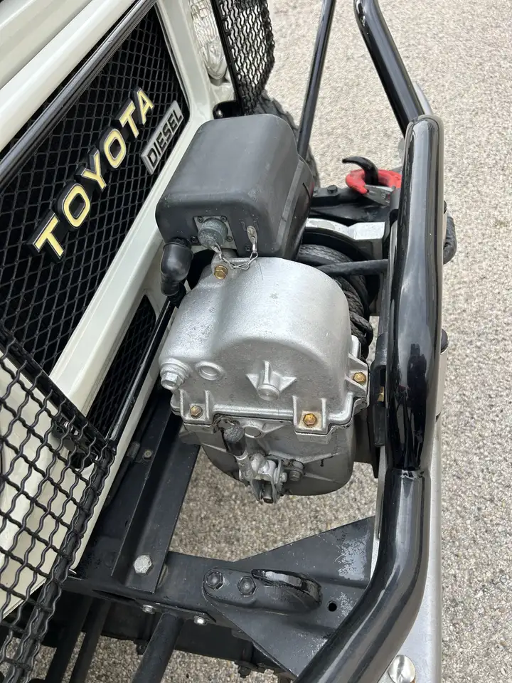 Toyota Land Cruiser BJ 42 LX, foto 9