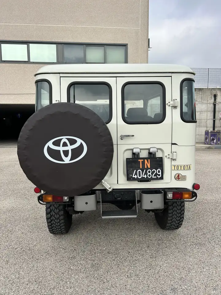 Toyota Land Cruiser BJ 42 LX, foto 7
