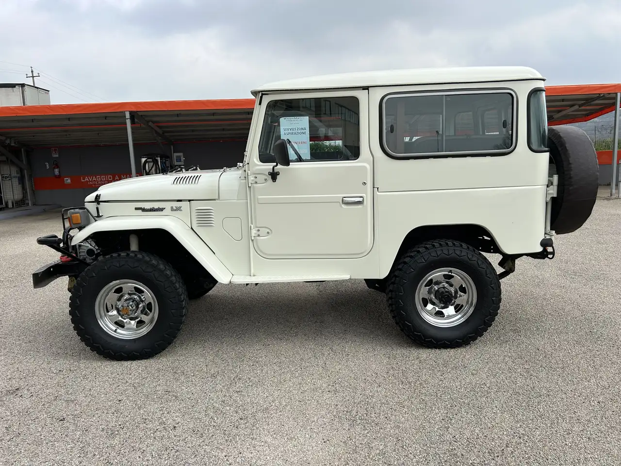 Toyota Land Cruiser BJ 42 LX, foto 4