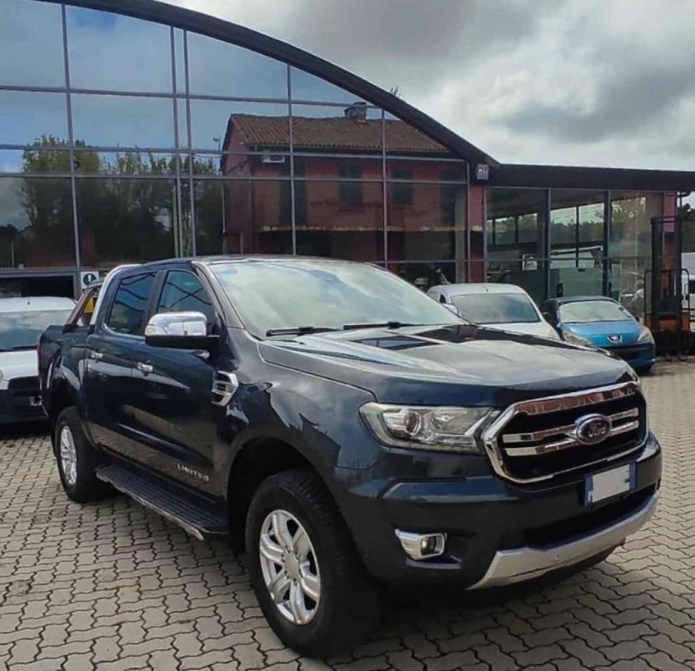 Ford Ranger 2.0 TDCi DOPPIA CAB Limited 5 posti GANCIO TRAINO