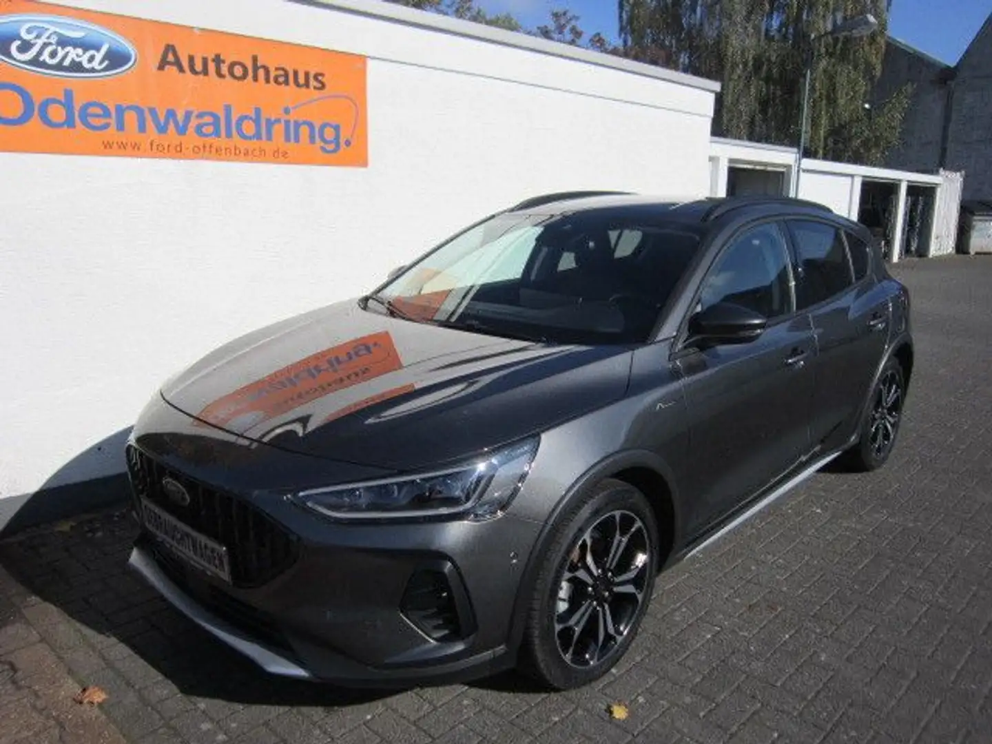 Ford Focus Lim. Active X,  Automatik, GARANTIE Grau - 1
