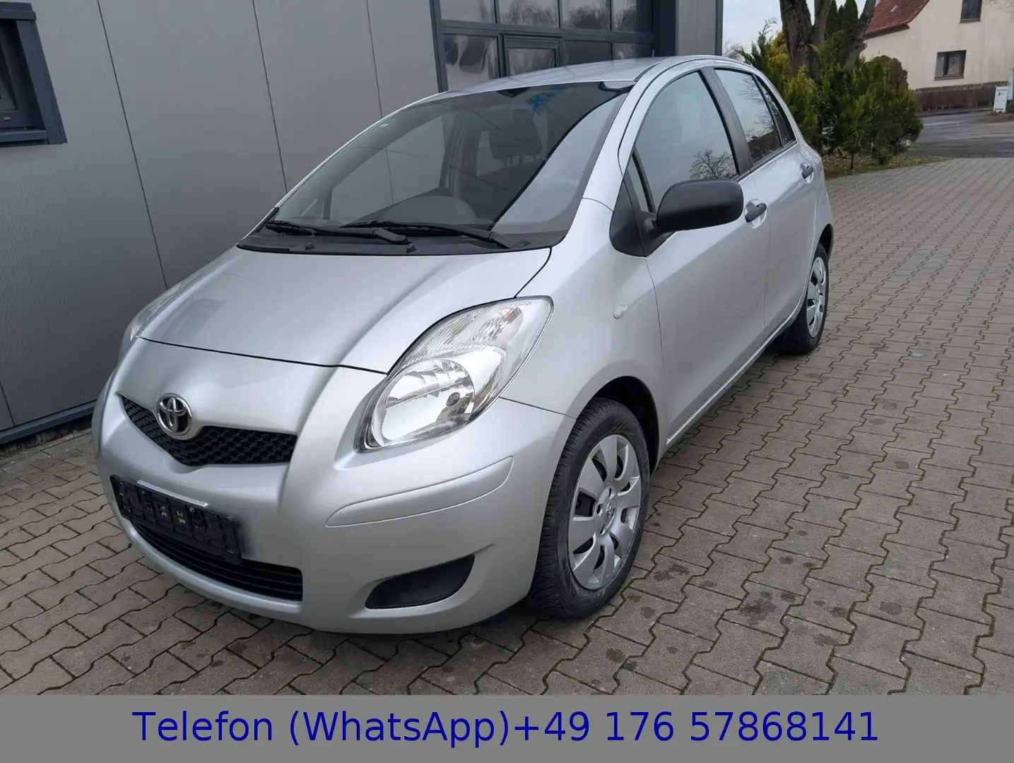 Toyota Yaris Cool 1.Hand Ezüst - 1