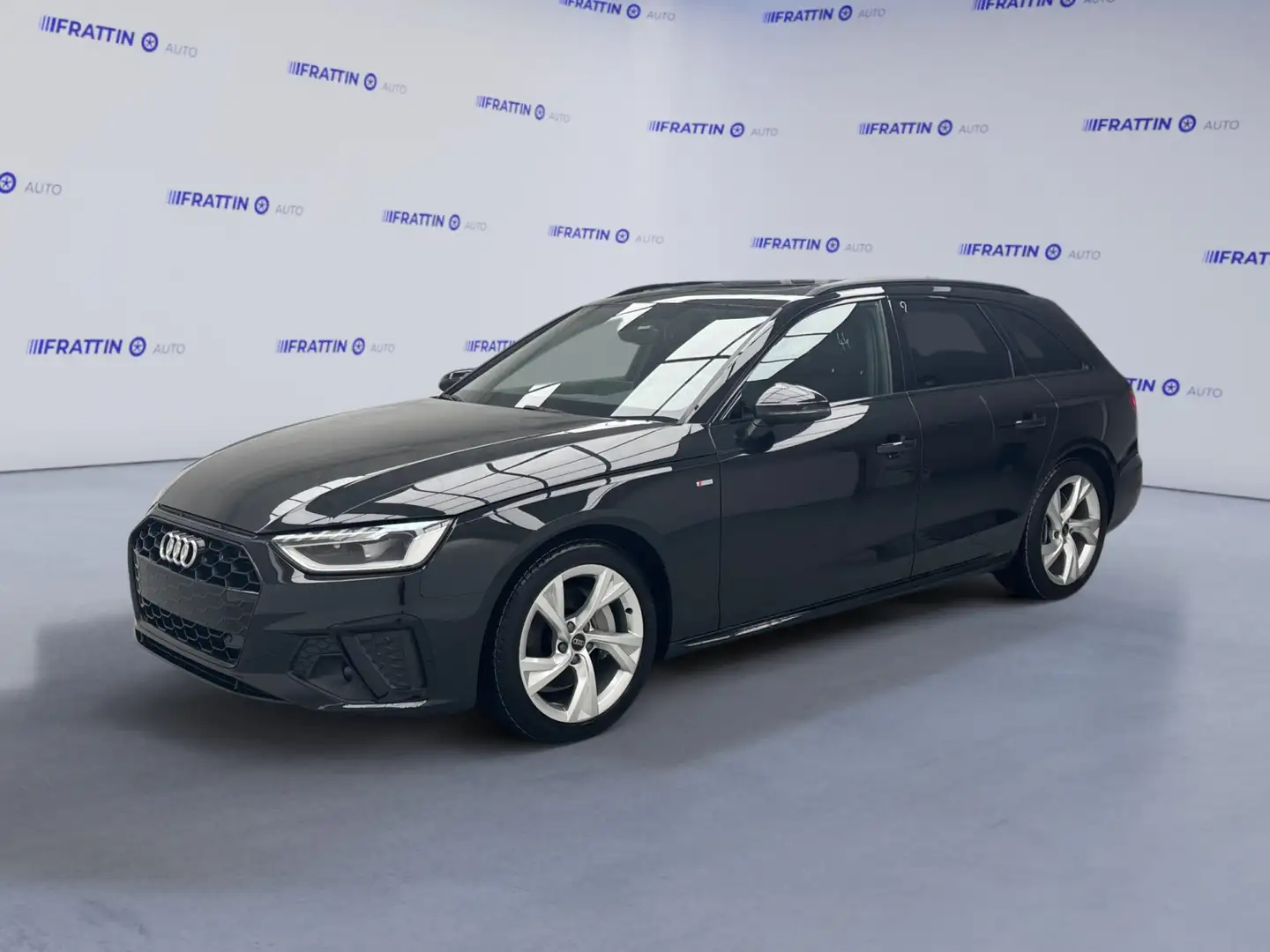 Audi A4 Avant 40 TDI S tronic S line edition station wagon Nero - 1