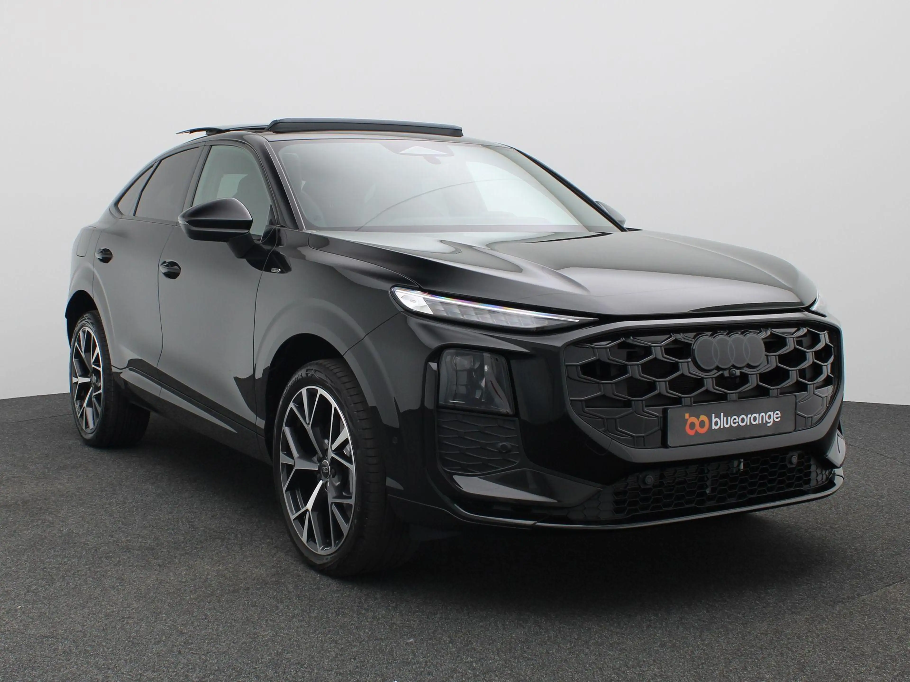 Audi Q3 Sportback 1.5 200kW e-hybrid S edition 272PK S-Tro — photo 12