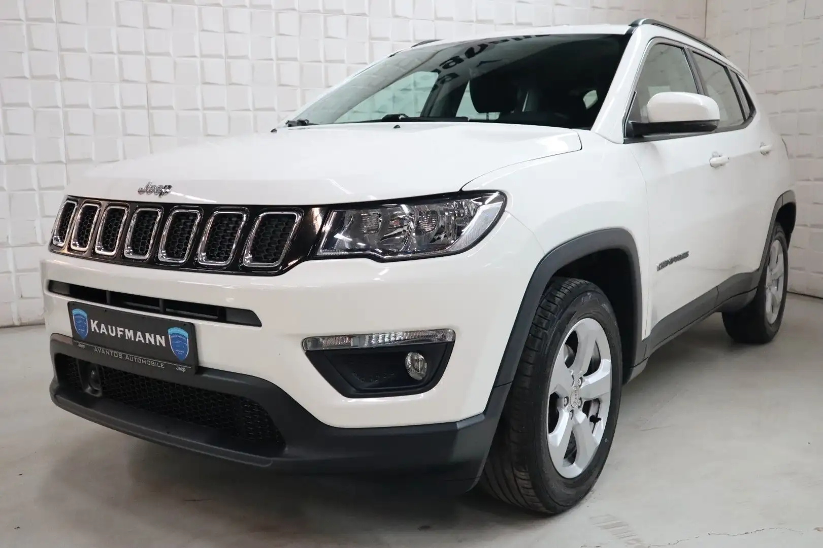 Jeep Compass Longitude FWD Navi T-Leder Kamera PDC Weiß - 1
