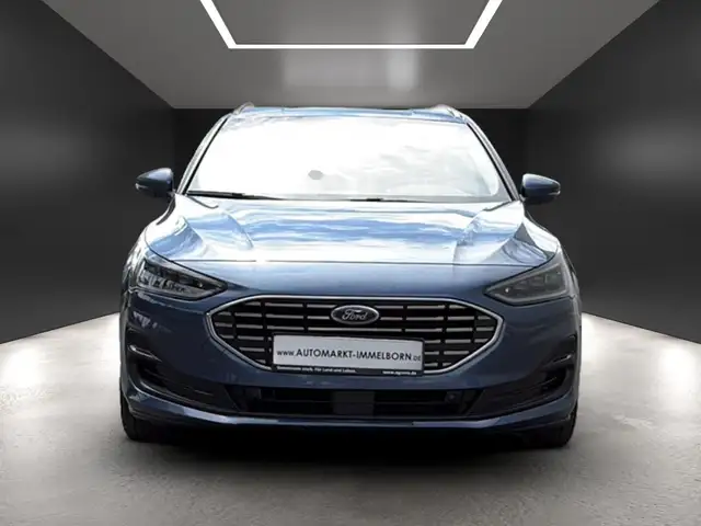 Ford Focus view 8