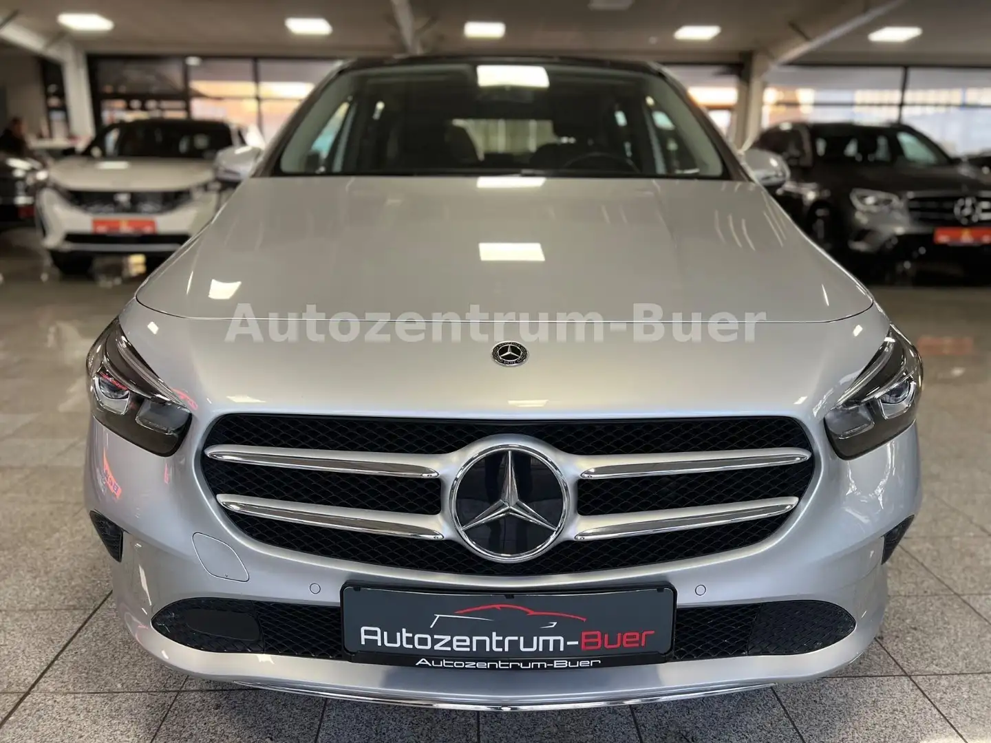 Mercedes-Benz B 200 B -Klasse B 200 "Pano/Anhänger/Navi/Kamera" Argent - 1